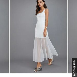 Commense White Sleeveless Maxi Sundress